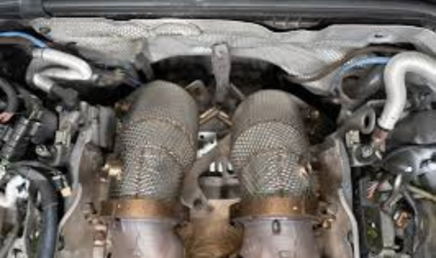 lamborghini urus downpipe install